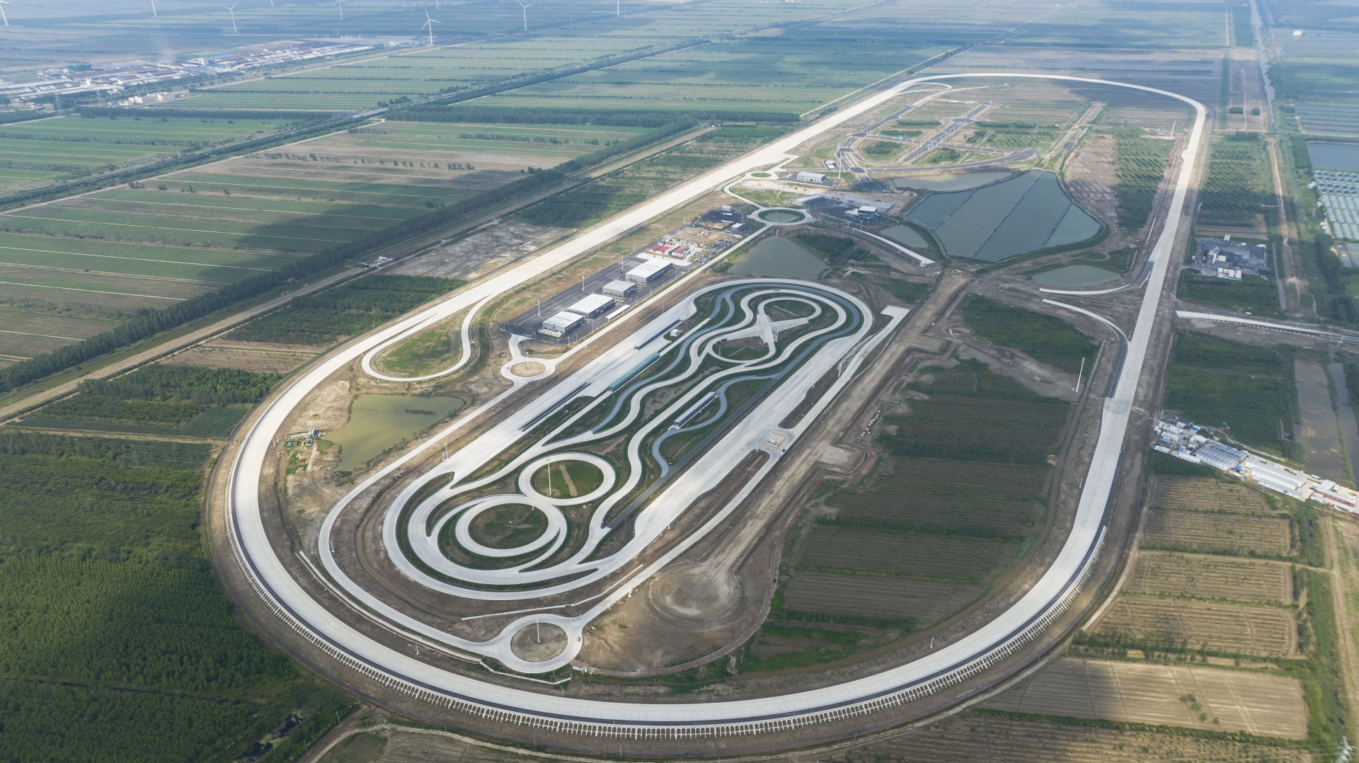 场地实拍.jpg 场地实拍.jpg