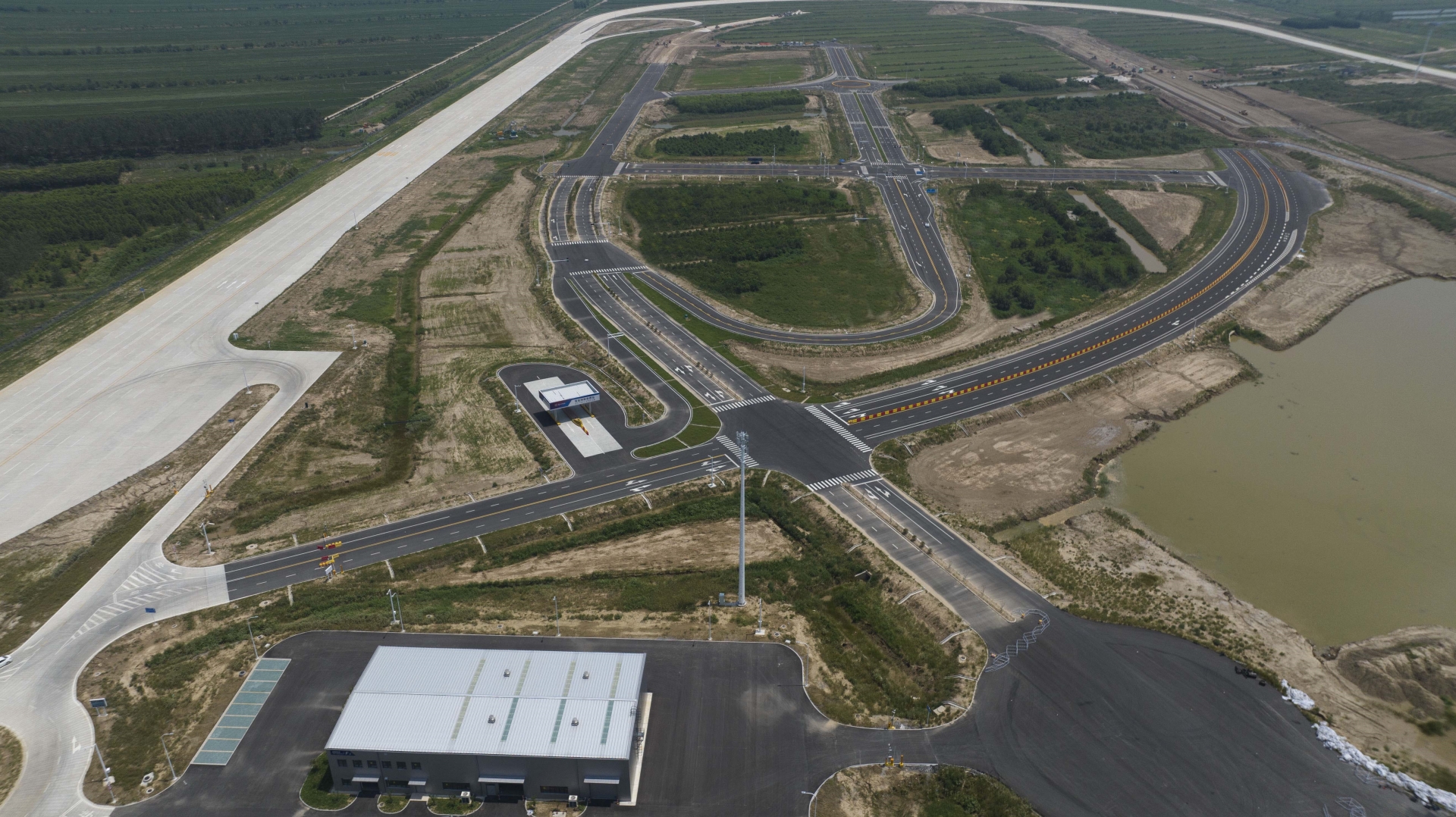 智能网联城市街区全景 拷贝.jpg